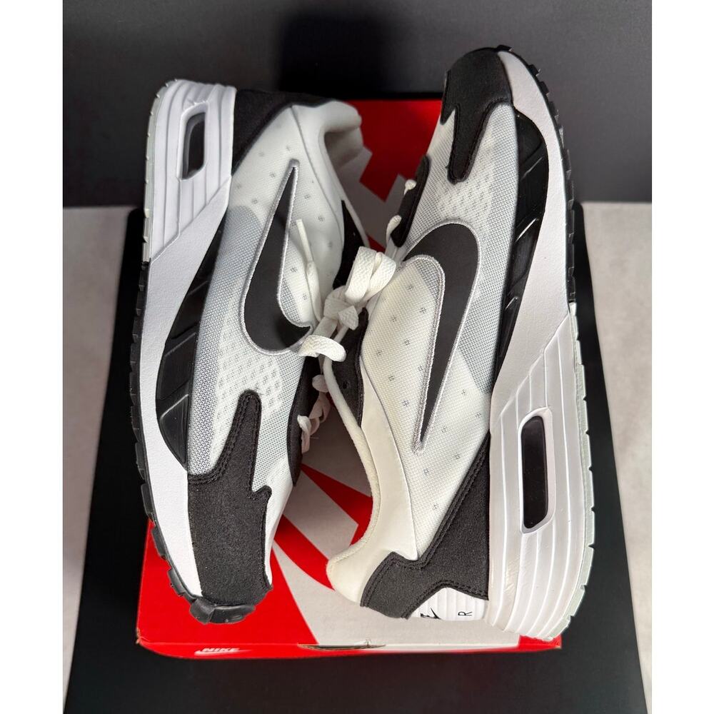 Nike Air Max Solo FN0784-101 White Black W10 M8.5 NIB w/ Entrupy COA